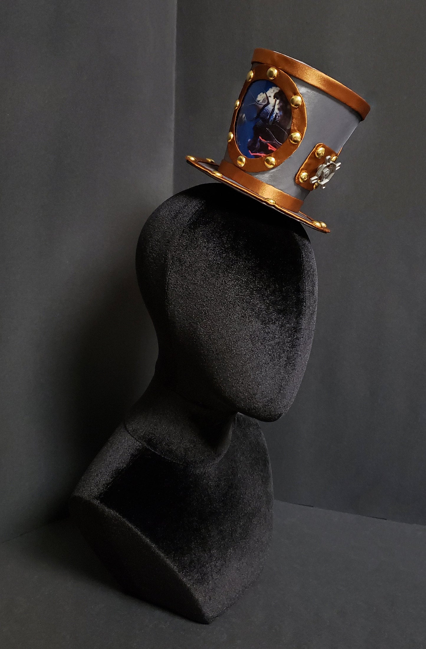 Nautical Steampunk Aquarium Porthole Top Hat ~ Made to Order