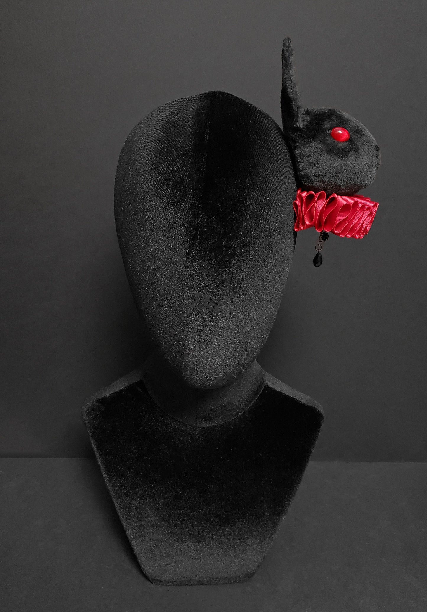 Vampiric Nobility Rabbit Fascinator ~ 2 Rabbit and 5 Ruff Colors Available! ~ Made to Order