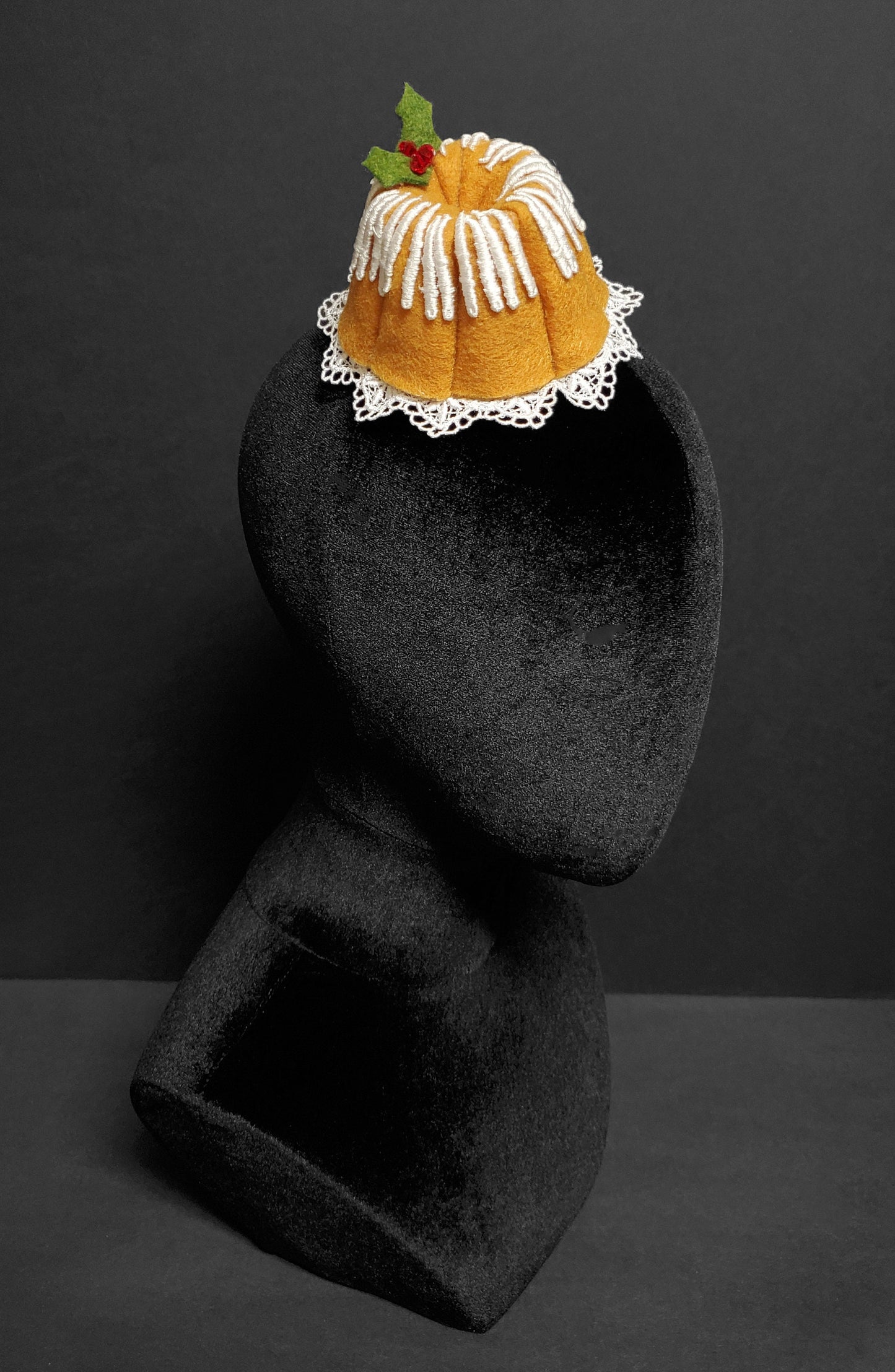 Sweet Christmas Mini Bundt Cake and Holly Berries Clip or Desk Decor ~ Made to Order