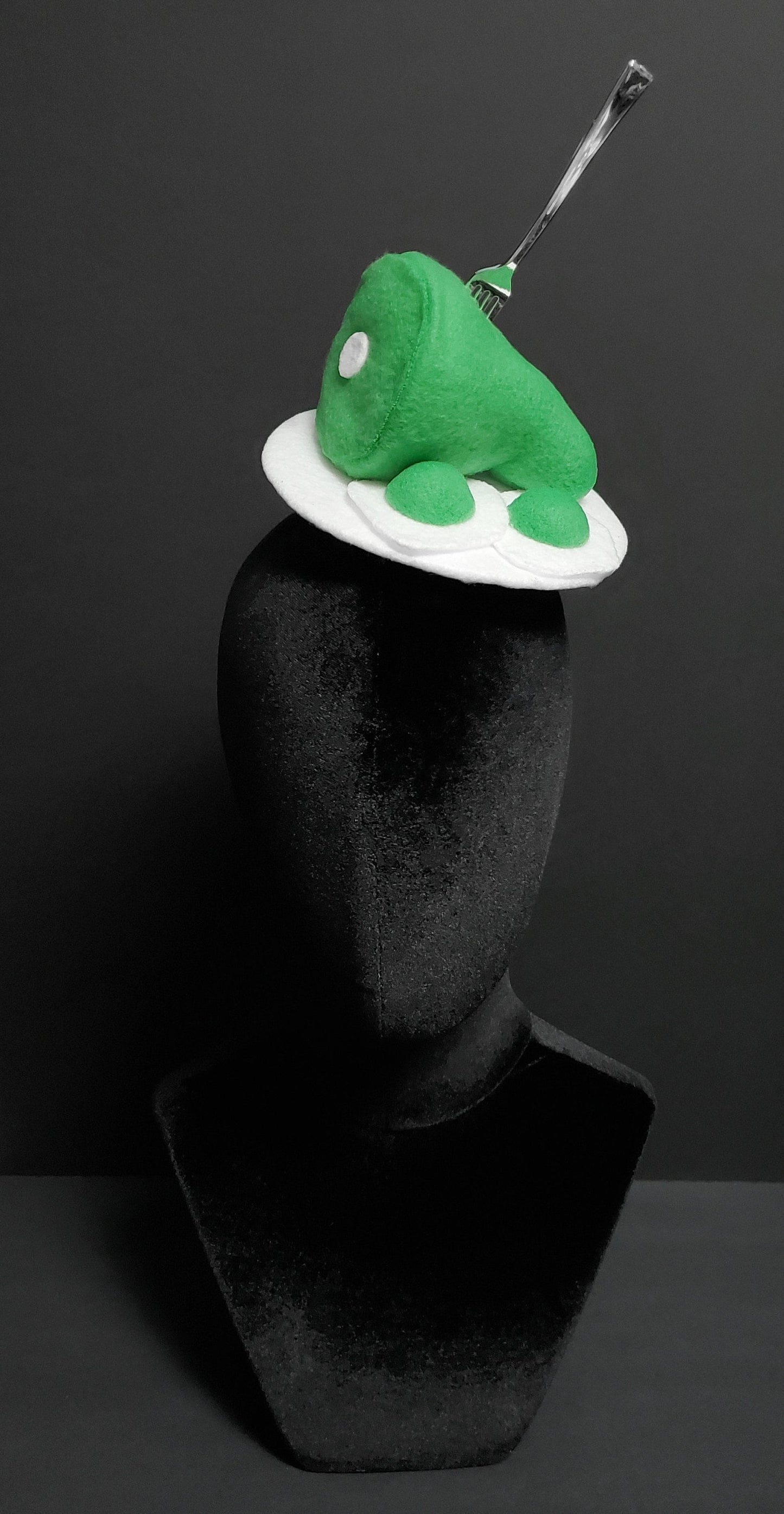Whimsical Green Eggs and Ham Plate Hat or Desk Decor ~ Made to Order