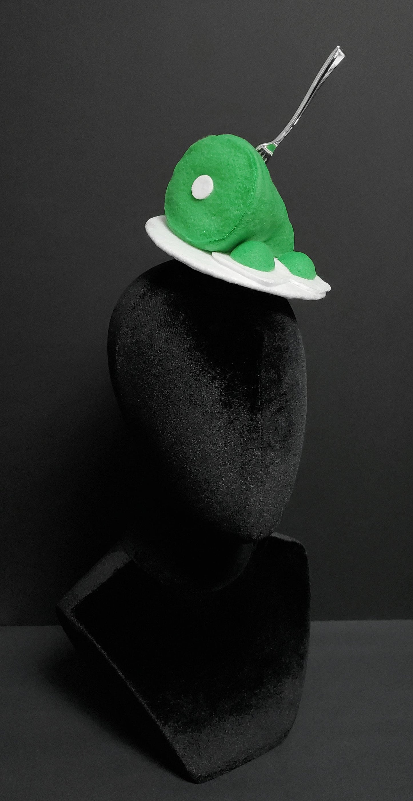 Whimsical Green Eggs and Ham Plate Hat or Desk Decor ~ Made to Order